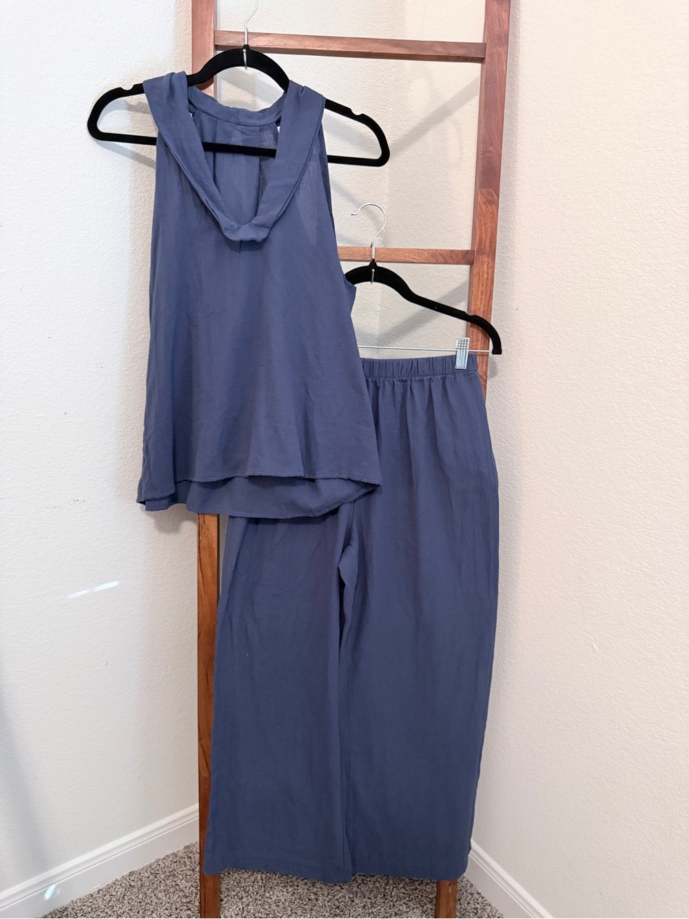 Women's Two-Piece Set - Slate Blue Collared Tank & Wide-Leg Pants